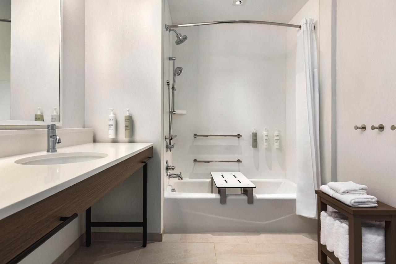 Hampton Inn Stockton, Ca Екстериор снимка