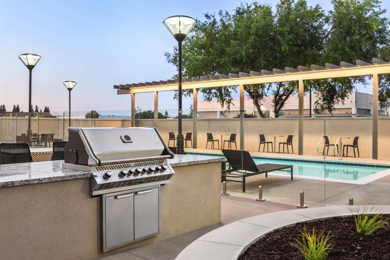 Hampton Inn Stockton, Ca Екстериор снимка